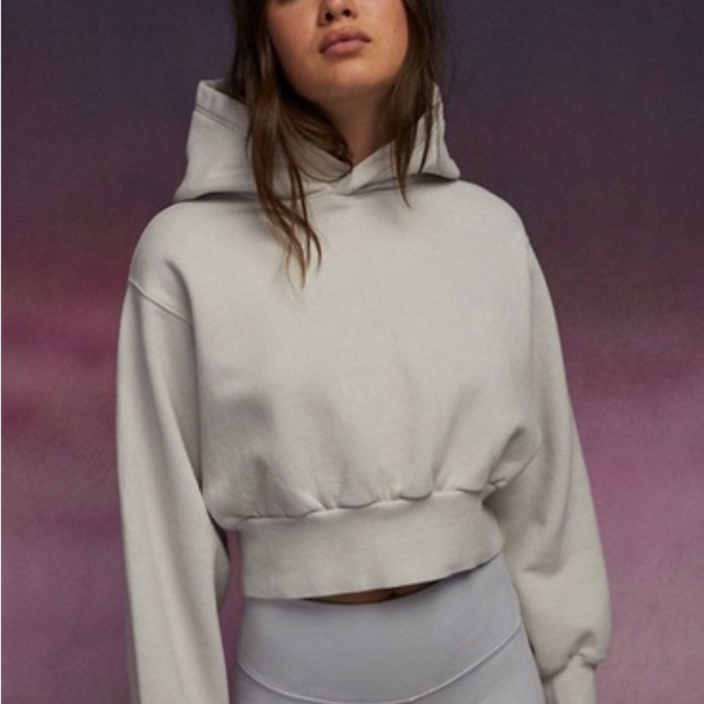 TNA Cozy Fit Perfect Shrunken Hoodie